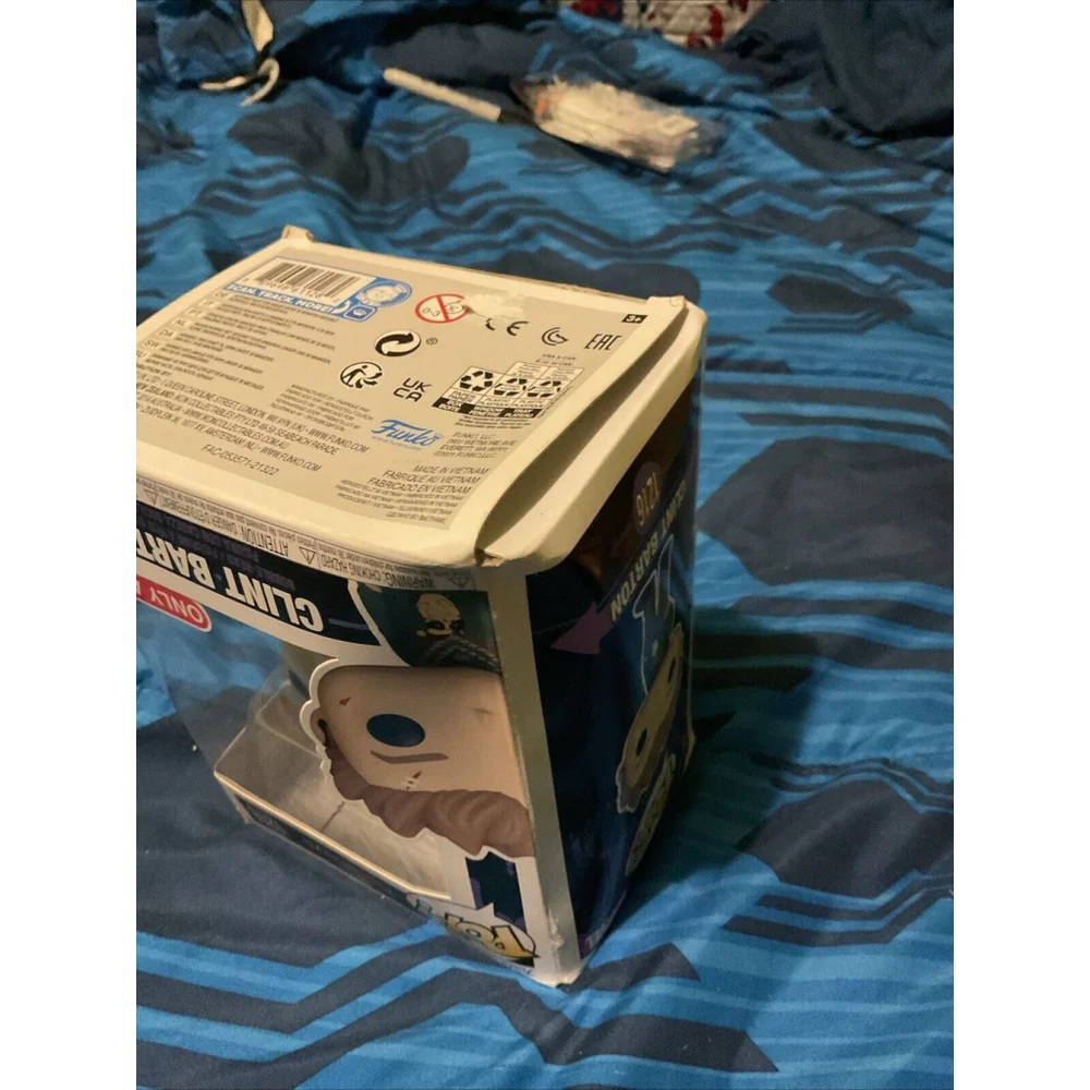 Funko POP! #1216 Hawkeye - Clint Barton Christmas Sweater -‎ Damaged Packaging
